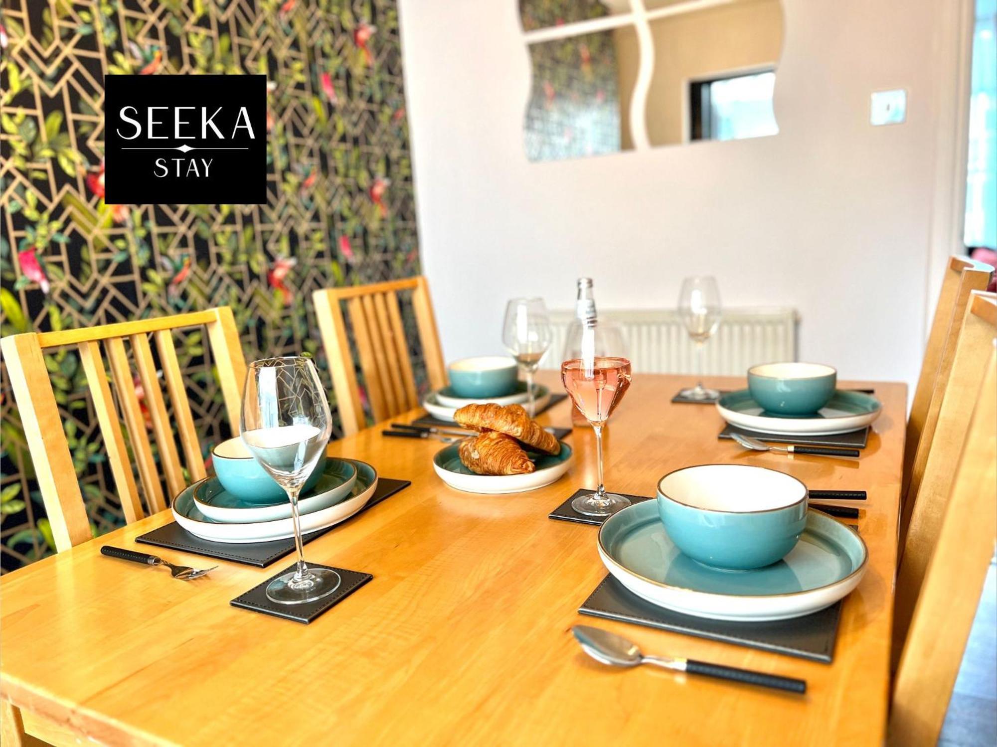 Cosy 2-Bedroom House, Walking Distance Cbs, Ideal For Contractors-Business Stays Ковънтри Екстериор снимка